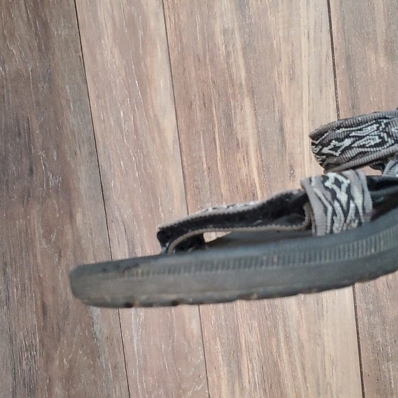 Men’s TEVA Hurricane hook &loop Hiking Outdoor Sandals shoes sz 7 - Picture 13 of 14